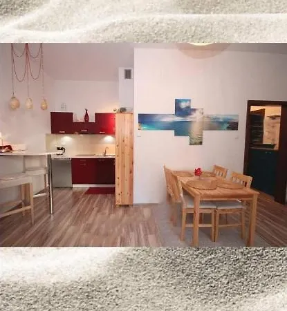 Apartament Z Ogrodkiem Przy Plazy