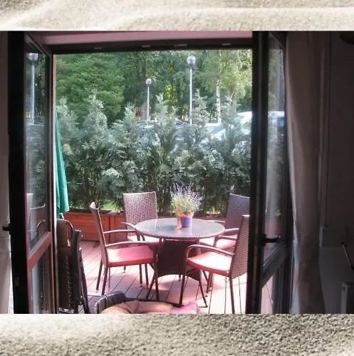 Apartament Z Ogrodkiem Przy Plazy 公寓 *